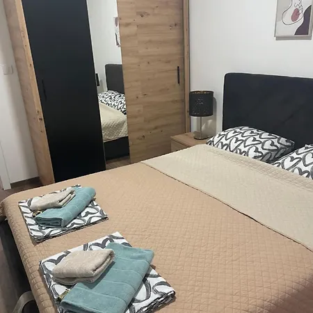Lilyy Lux Apartment