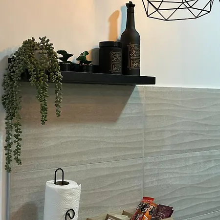 Lilyy Lux * Leskovac (Jablanica)