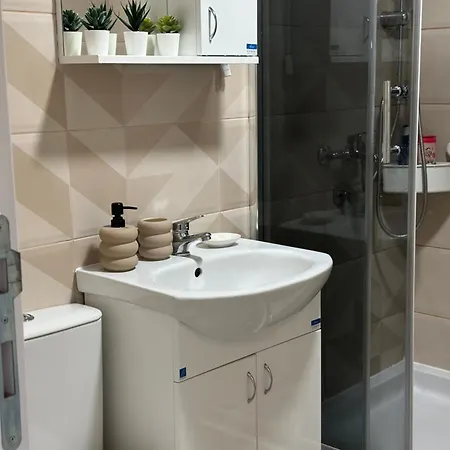 Lilyy Lux Apartment *